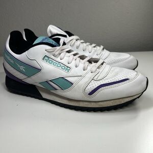 Reebok Classics 119 White Turquoise Running Shoes Walking Size 11.5